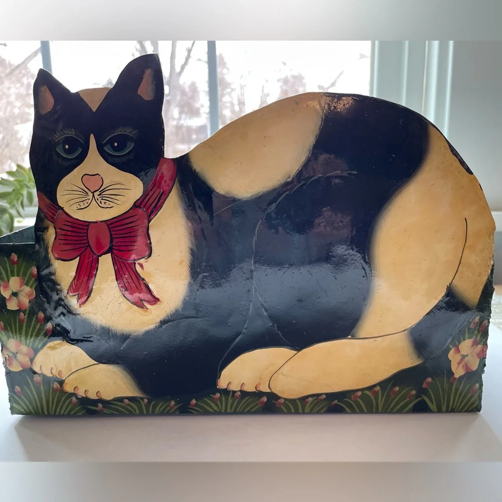 Vintage metal cat flower box. - Picture 3 of 5